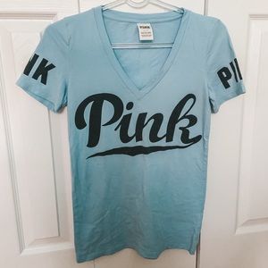 tight fitting vs pink v-line shirt